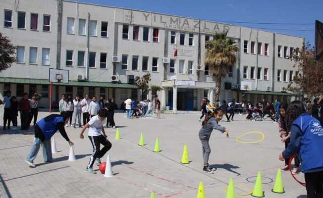 Datça’da öğrenciler, “Merkezim Her Yerde” projesi ile keyifli vakit geçirdi