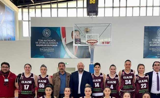 Elazığ Basketbol TKBL’ye yükseldi