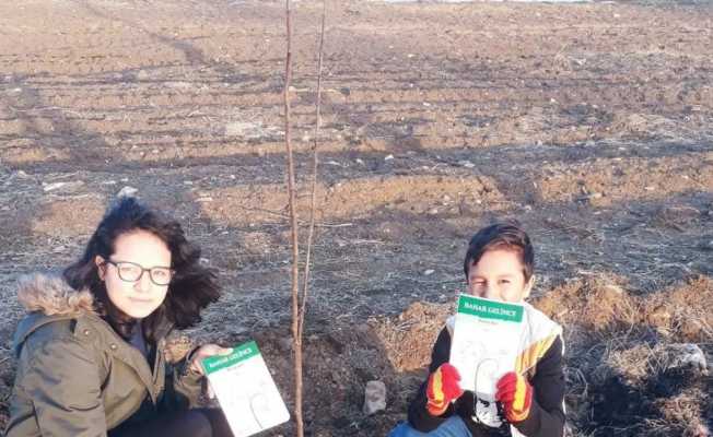 Eşmeli öğrenciler bir kitap okudu, hayatları değişti