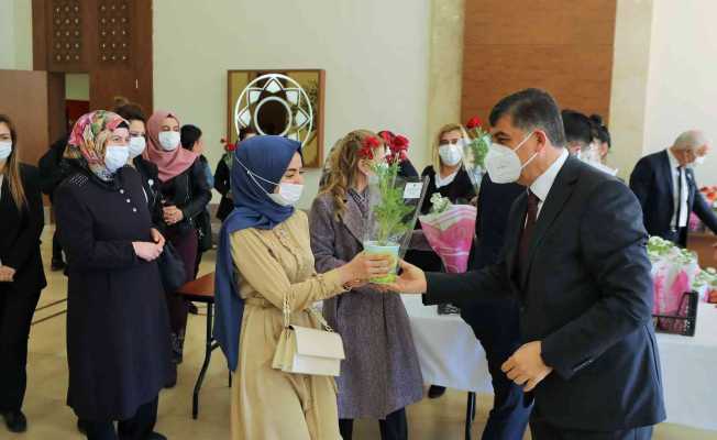 Fadıloğlu’ndan 8 Mart Dünya Kadınlar günü mesajı