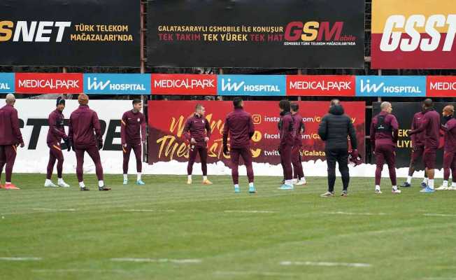 Galatasaray, Barcelona maçı hazırlıklarını tamamladı