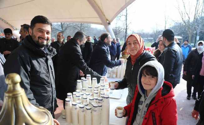 Hasbahçe’de 7 bin kişiye salep dağıtıldı