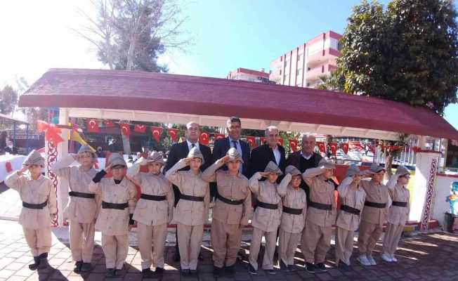 İlkokul öğrencilerinden 18 Mart şehitlerine duygulu anma