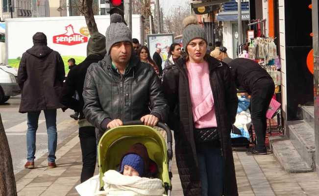 İranlılar Nevruz tatilini Van’da geçiriyor