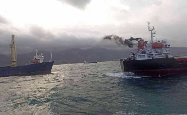 İskenderun Körfezi’nde iki gemi çarpıştı