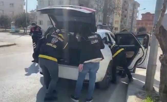 İzmir’de polis ekiplerinden huzur ve güven uygulaması