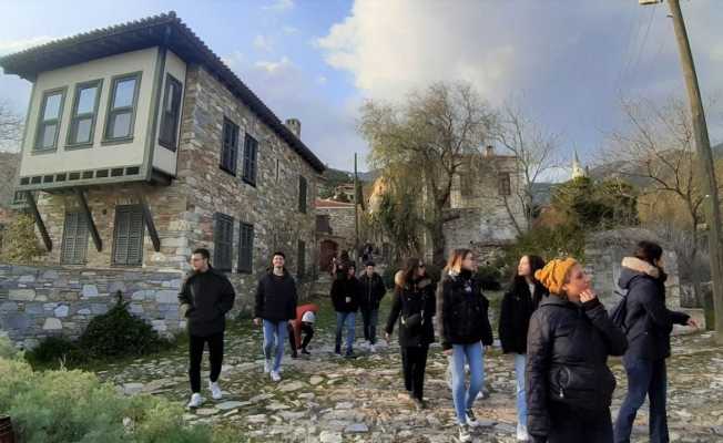 İzmirli öğrencilerden Aydın’a teknik gezi