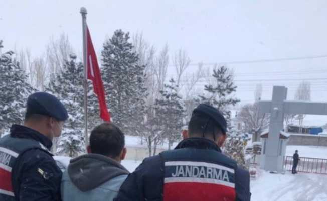 JASAT Niğde’de çalınan aracı Aksaray’da buldu