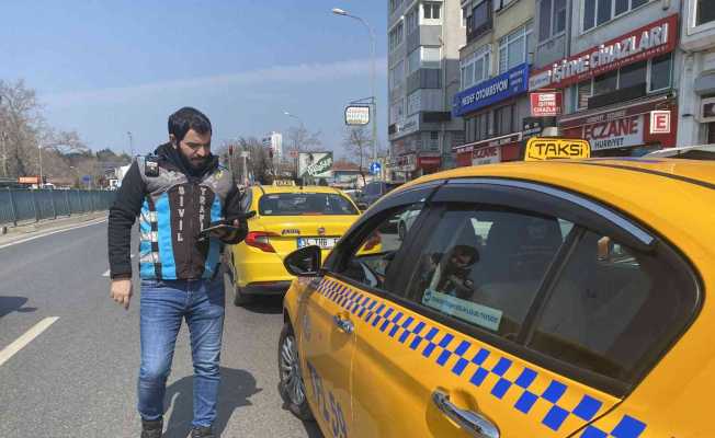 Kadıköy’de çalışma belgesi olmayan taksiciye bin 823 TL ceza