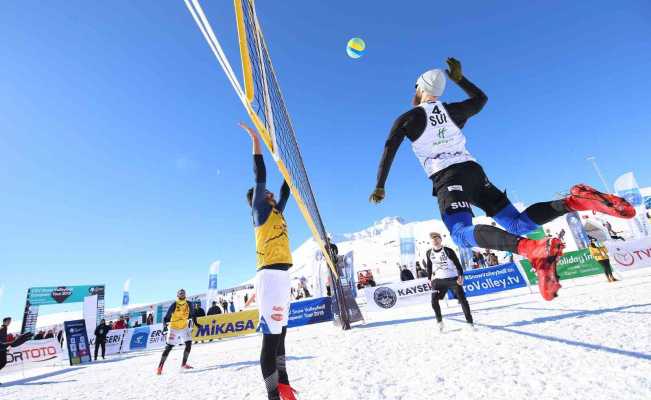 Kar Voleybolu Avrupa Kupası yine Erciyes’te