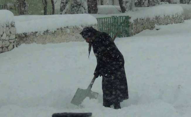 Kars beyaza büründü