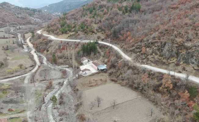 Kastamonu’da heyelan: Köy yolları ulaşıma kapandı