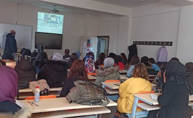 Kozaklı MYO öğrencilerine ’Halk Eğitim Kursları’ verildi