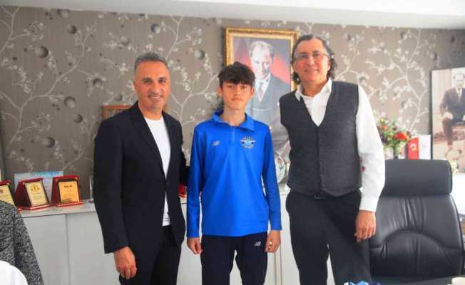 Kürşat Adana Demirspor’da