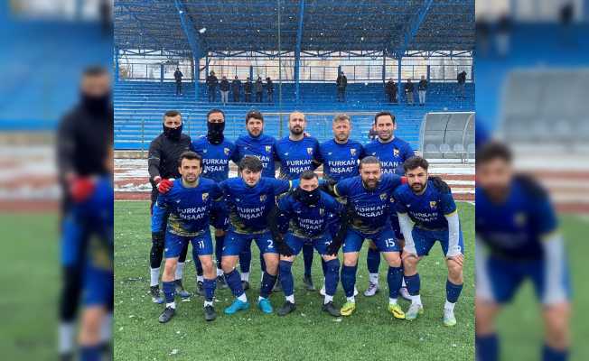 Lider Söğütspor farklı kazandı