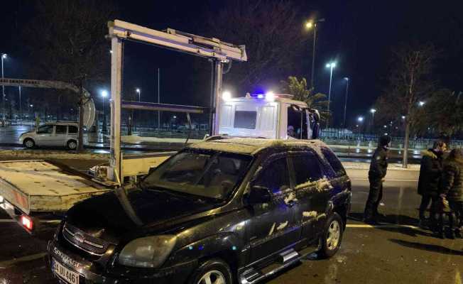 Maltepe sahil yolunda trafik kazası: 2 yaralı