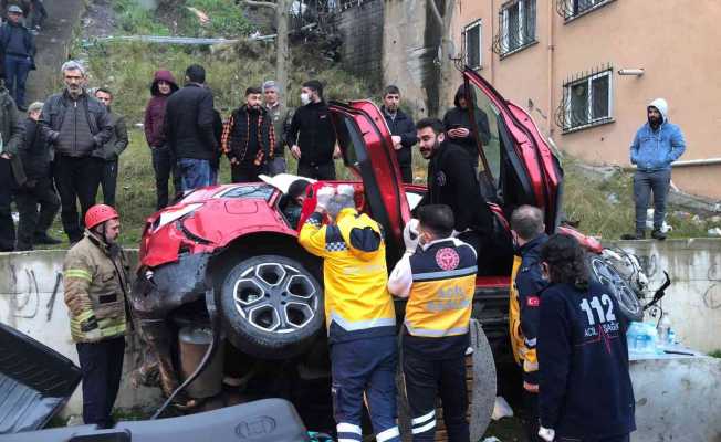 Maltepe’de 25 metreden çocuk parkına uçtu