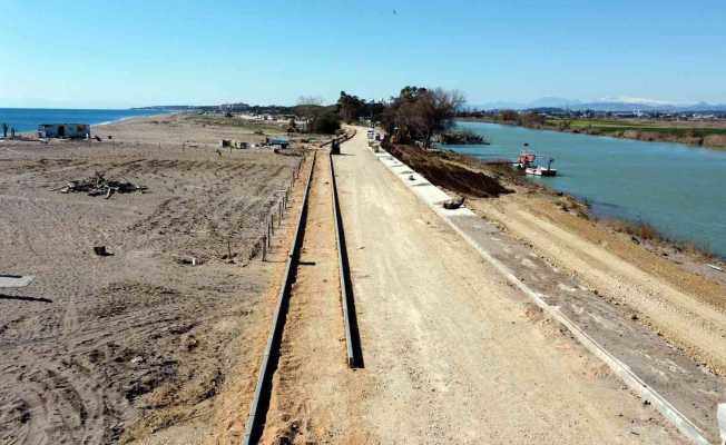 Manavgat Boğaz Halk Plajı’nda 2. etap çalışmaları