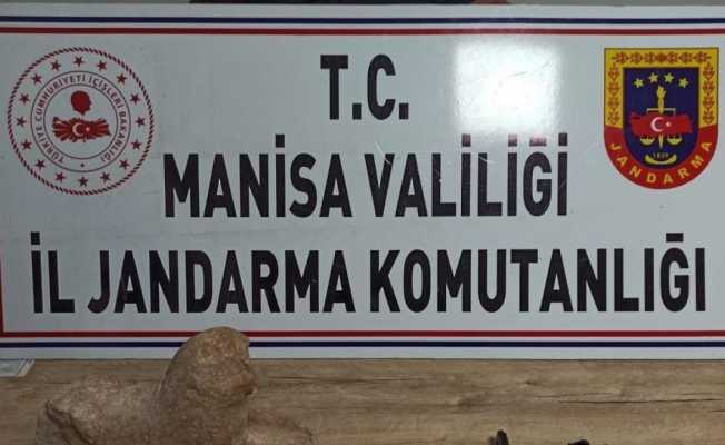 Manisa’da aslan heykeli ele geçirildi