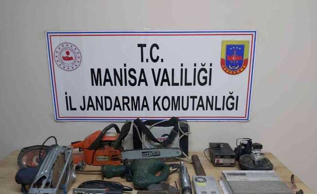 Manisa’da hırsızlık zanlısı 2 kişi tutuklandı