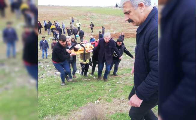 Mardin’de otomobil tarlaya uçtu: 8 yaralı