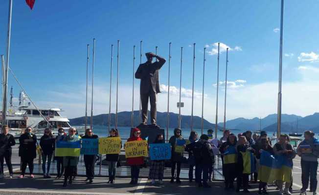 Marmaris’te yaşayan Ukraynalılar Putin’e ’dur’ dediler