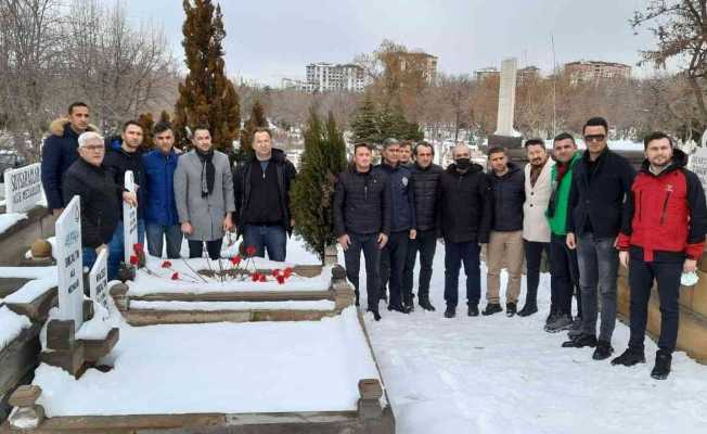 Merhum hakem Salih Ulu unutulmadı