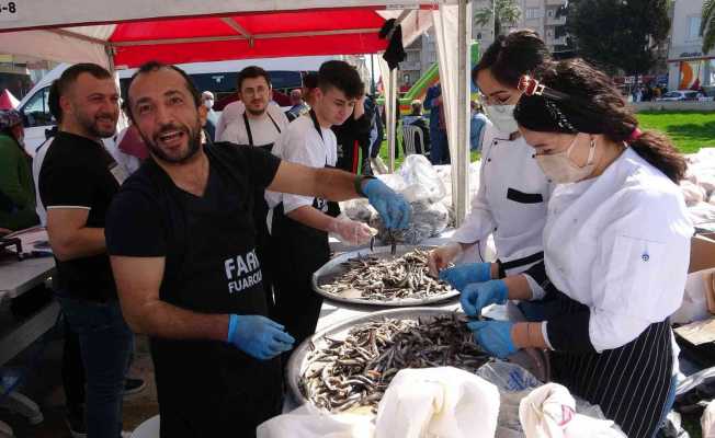 Mersin 1. Hamsi Festivali başladı