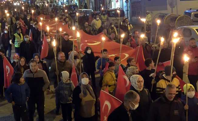 Mersin’de fener alayı