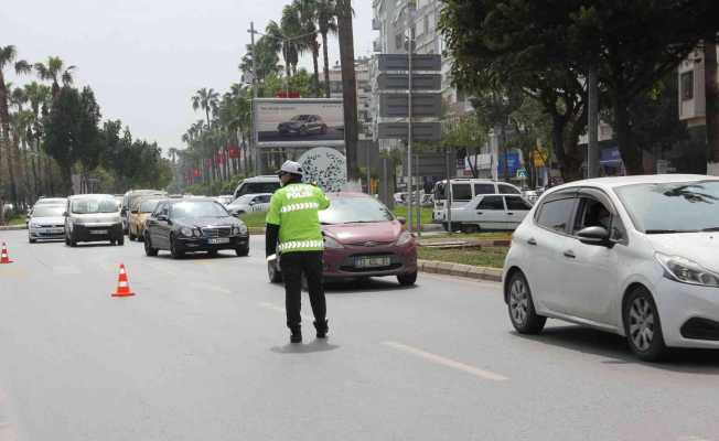 Mersin’de şubat ayında trafiğe bin 552 taşıt daha eklendi