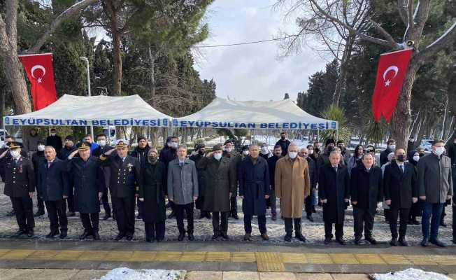 Milli Şair Mehmet Akif Ersoy kabri başında anıldı