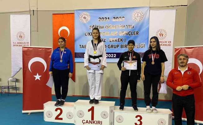 Milli sporcu Livanur Tiryakioğlu, Çankırı’dan şampiyonlukla döndü