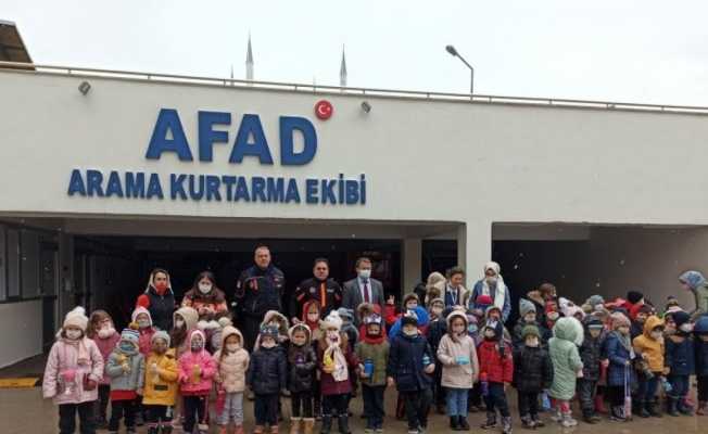 Minik öğrencilerden AFAD’a ziyaret