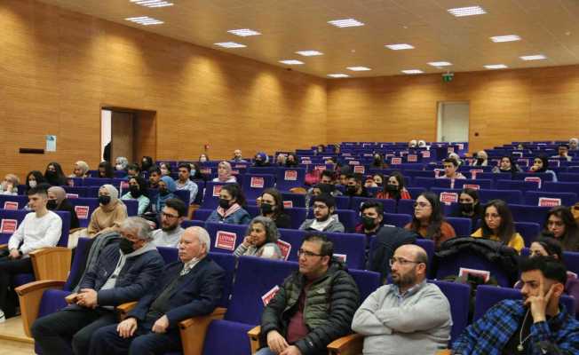 NEVÜ’de Yaşayan Örnekleriyle İlkokul Öğretmenliği konuşuldu