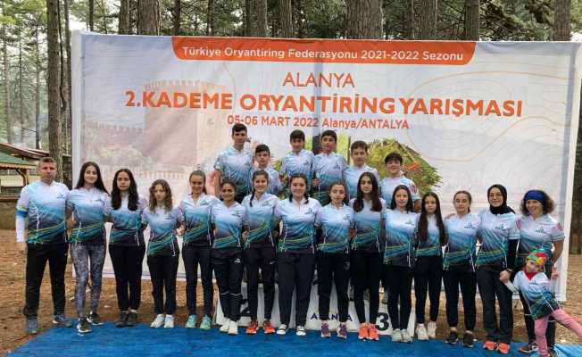 Oryantiring sporcular 13 madalyayla döndü