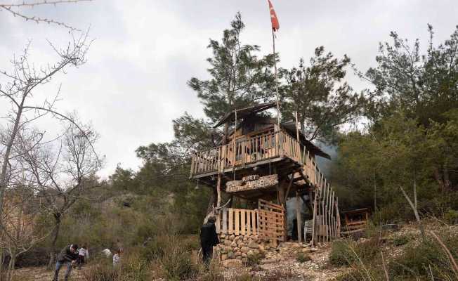 Pandemi döneminde yaptı, doğa ile iç içe stres atıyor