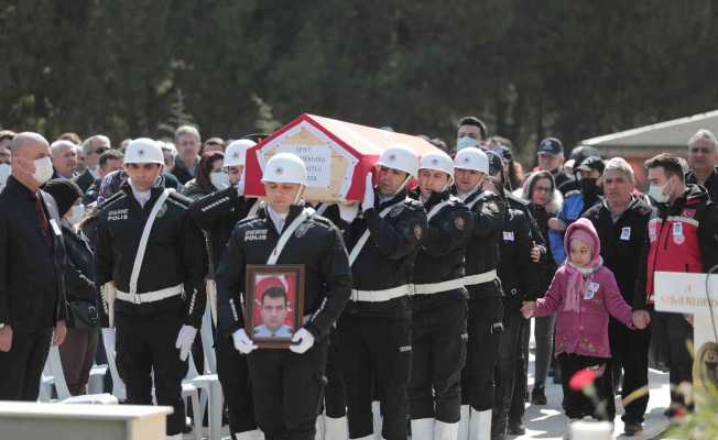 Polis memuru Turan Sütçü’nün naaşı şehitliğe nakledildi