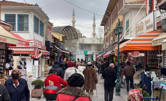 Ramazanın bereketi çarşıya yansımaya başladı