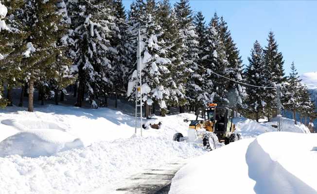 Rize’de eğitime kar engeli