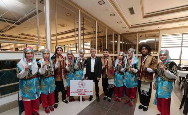 Şahinbey halk oyunları yarışmasına ev sahipliği yaptı