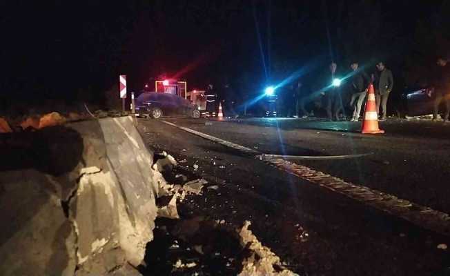 Şanlıurfa’da araçlar kafa kafaya çarpıştı: 4 yaralı