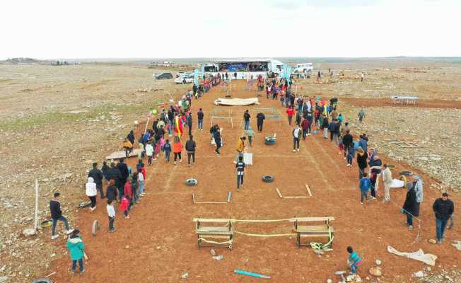 Şanlıurfa’da çocuklar survivor parkurunda yarıştı