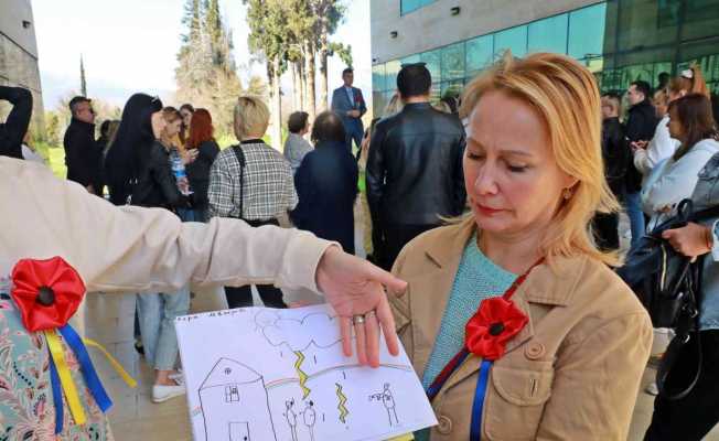 Savaştan etkilenen Ukraynalı çocukların çizdikleri resimler gözleri yaşarttı