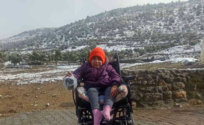 Sebiha’nın hayali doktor olup hastaları iyileştirmek