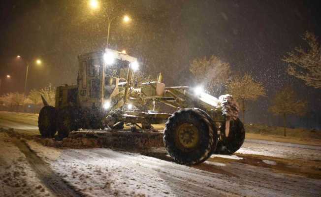 Selçuklu’da kar mesaisi yeniden başladı