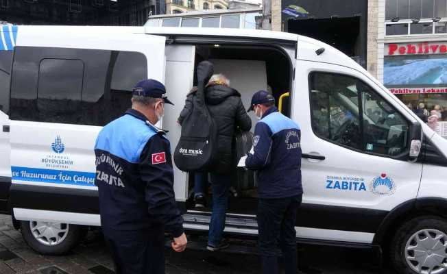 Taksim’deki evsizler barınma merkezlerine yerleştirildi