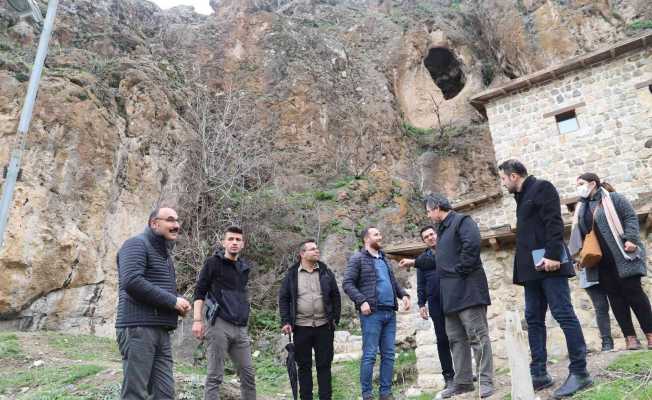 Tarihi taş evleri butik otel olma yolunda