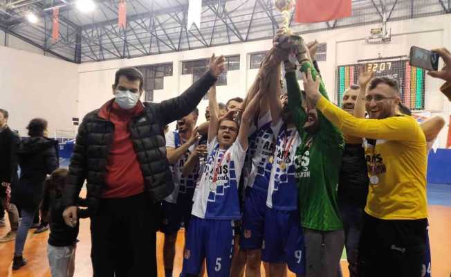 Tavas’ta futsal turnuvasında kupayı Akyarspor kazandı