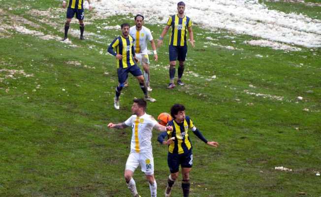 TFF 3. Lig: Fatsa Belediyespor: 1- Osmaniyespor: 1