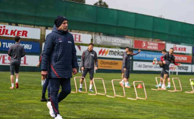 Trabzonspor, yarışmacı, üretken ve örnek bir model olacak